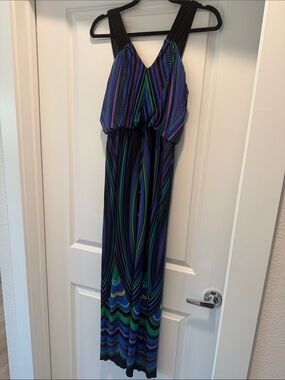 Sleeveless V-Neck Maxi Dress in Blue & Green Stripe